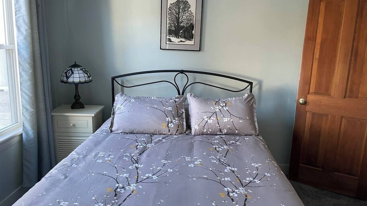 Photo of Others in Lee