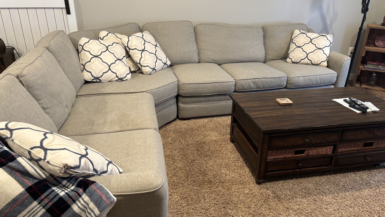 Photo of Livingroom in Round Hill