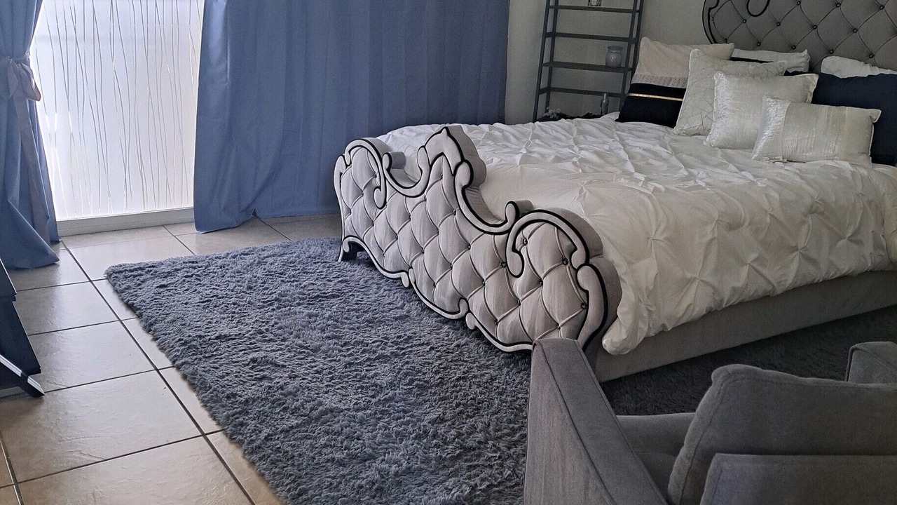 Photo of Bedroom in Sunrise Manor