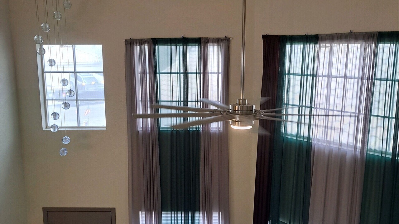 Photo of Livingroom in Sunrise Manor