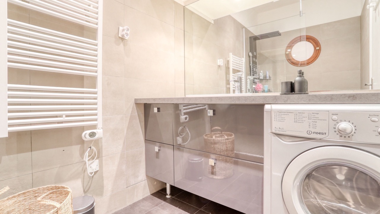 Photo of Bathroom in Asnieres-sur-Seine