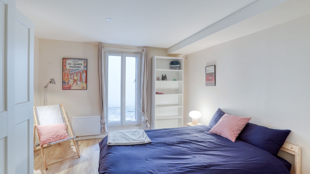 Photo of Bedroom in Asnieres-sur-Seine