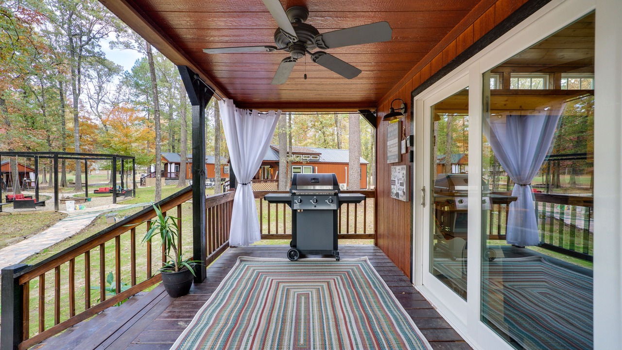 Photo of Patio Balcony in Broken Bow