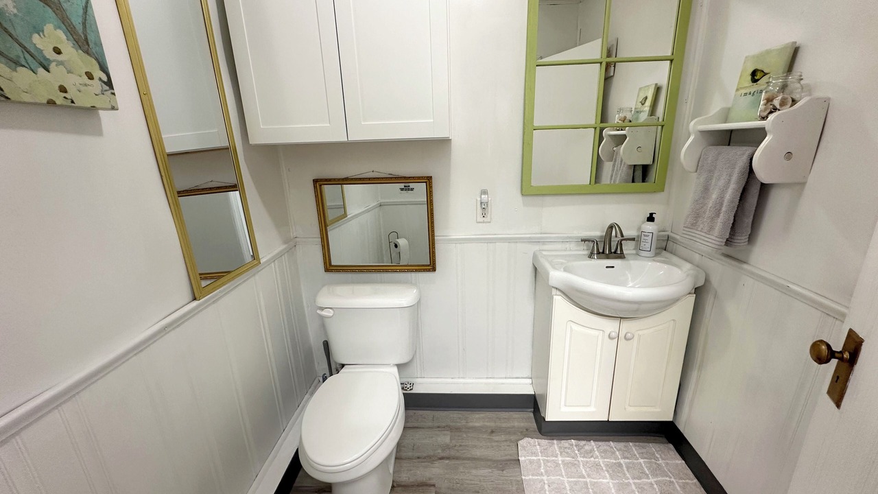 Photo of Bathroom in Neosho