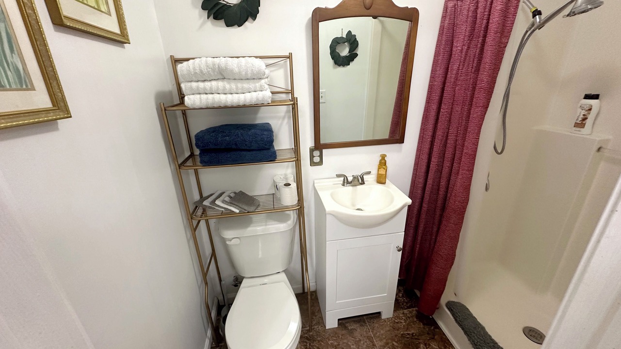 Photo of Bathroom in Neosho