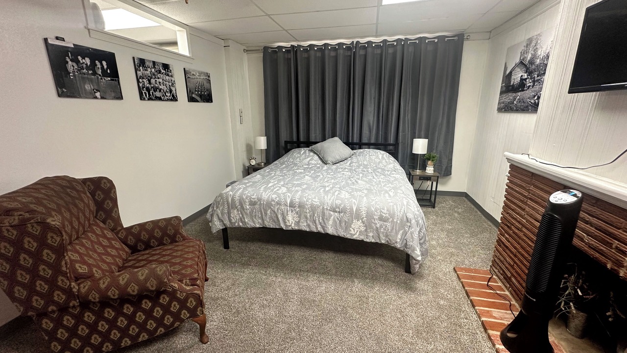 Photo of Bedroom in Neosho