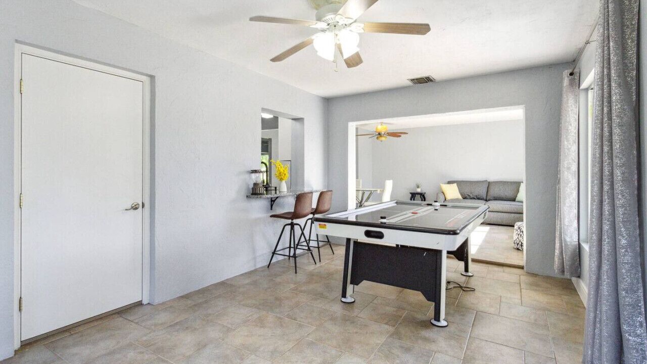 Photo of Bedroom in Tropic Palms