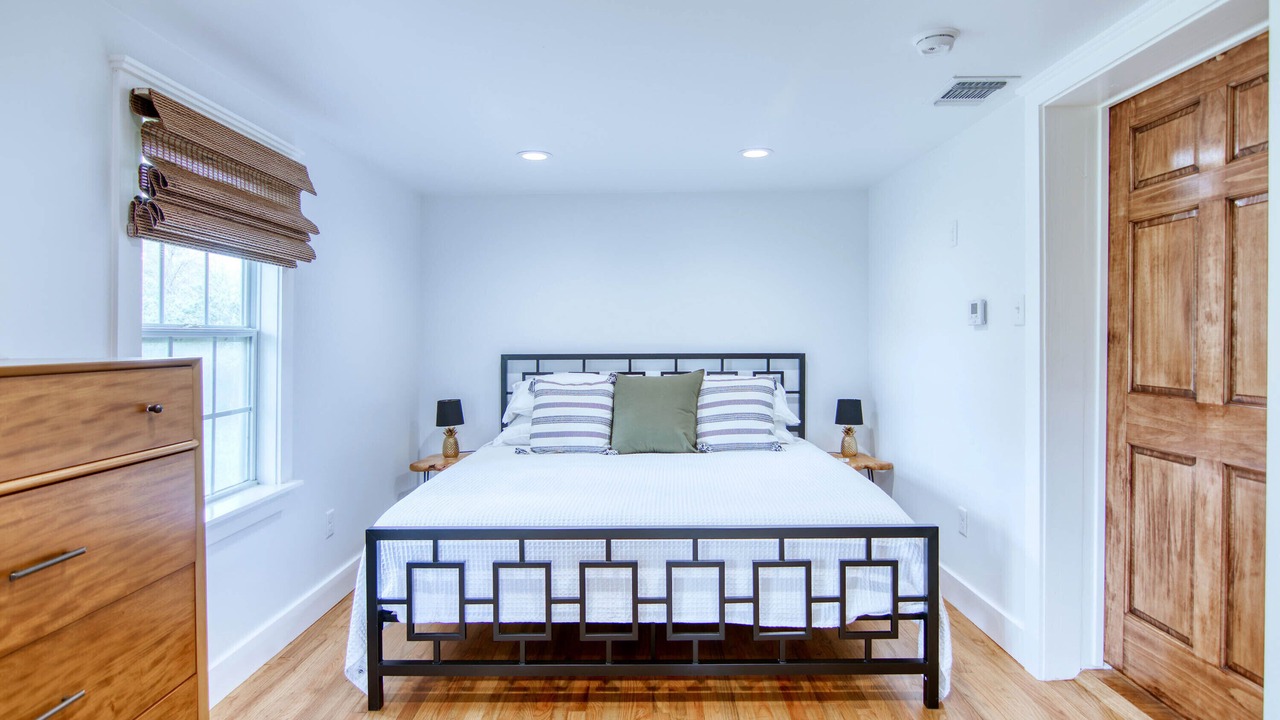 Photo of Bedroom in Mason