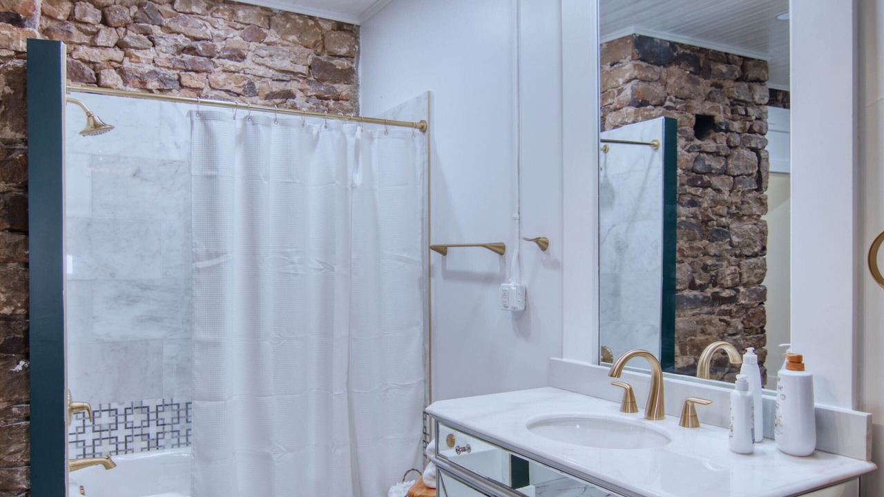Photo of Bathroom in Mason