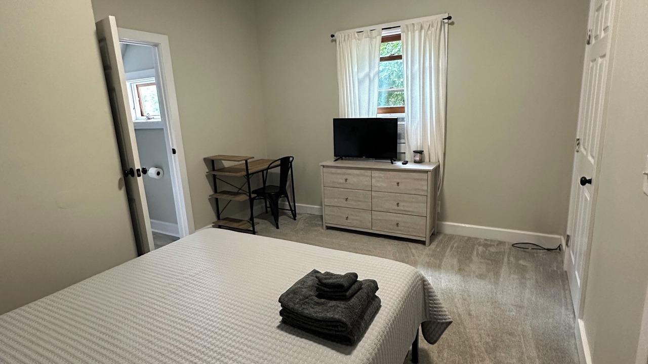 Photo of Bedroom in Cortland