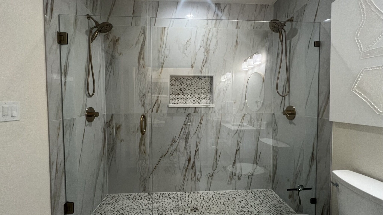 Photo of Bathroom in Pottsboro