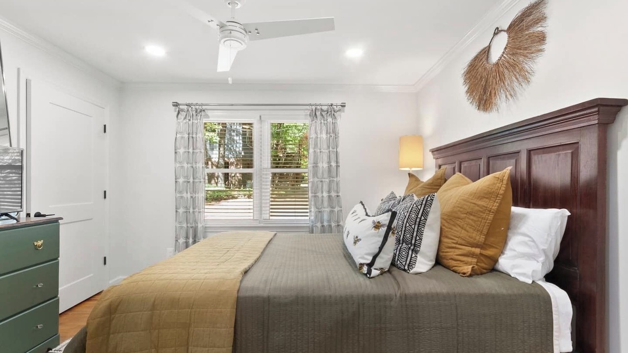 Photo of Bedroom in Samantha