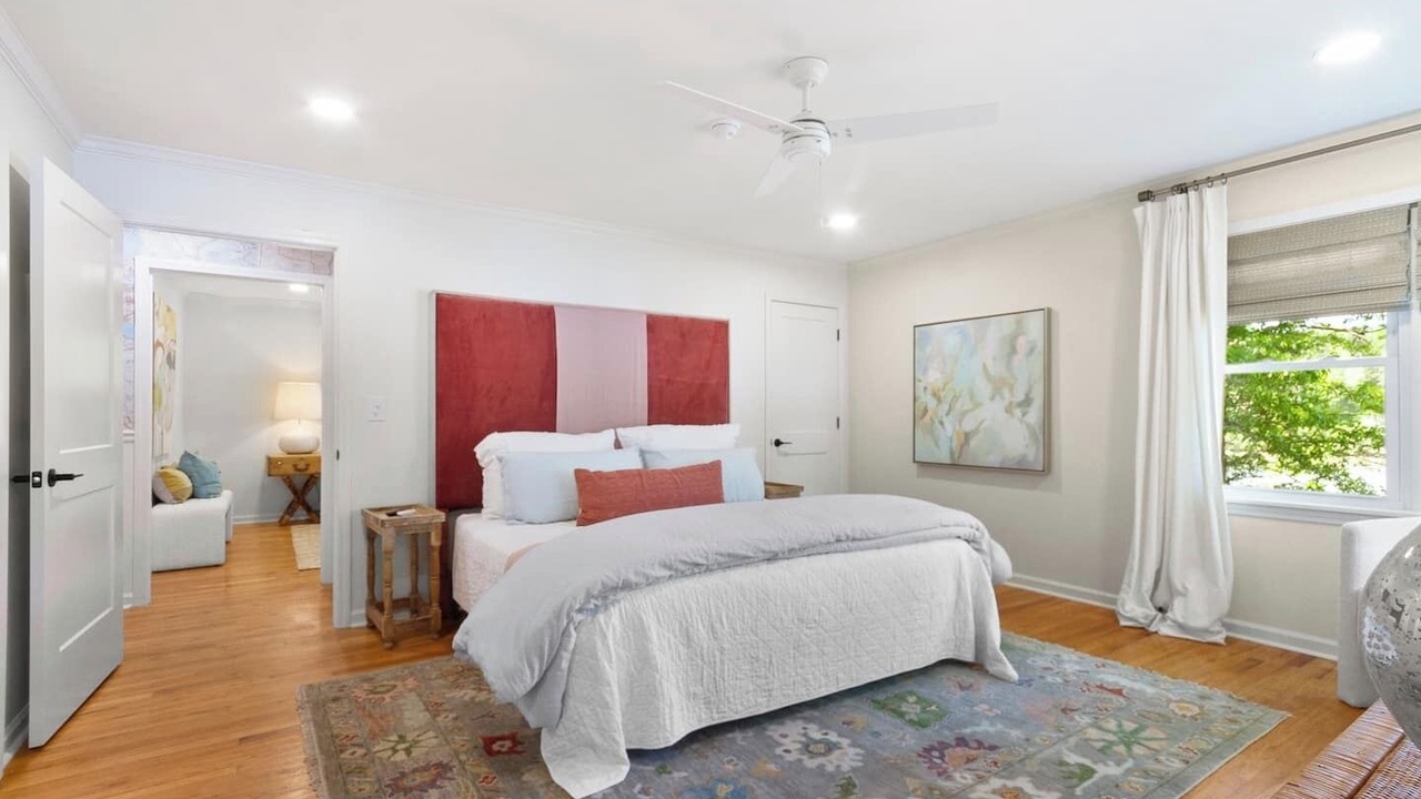 Photo of Bedroom in Samantha