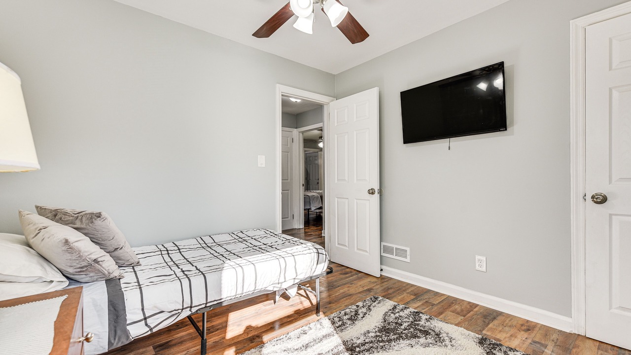 Photo of Bedroom in Enderly Park