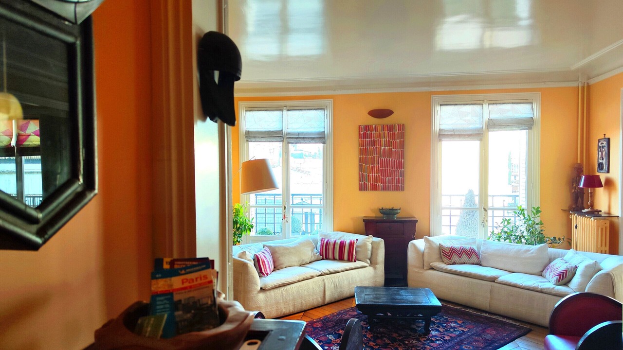 Photo of Livingroom in 16th Arrondissement