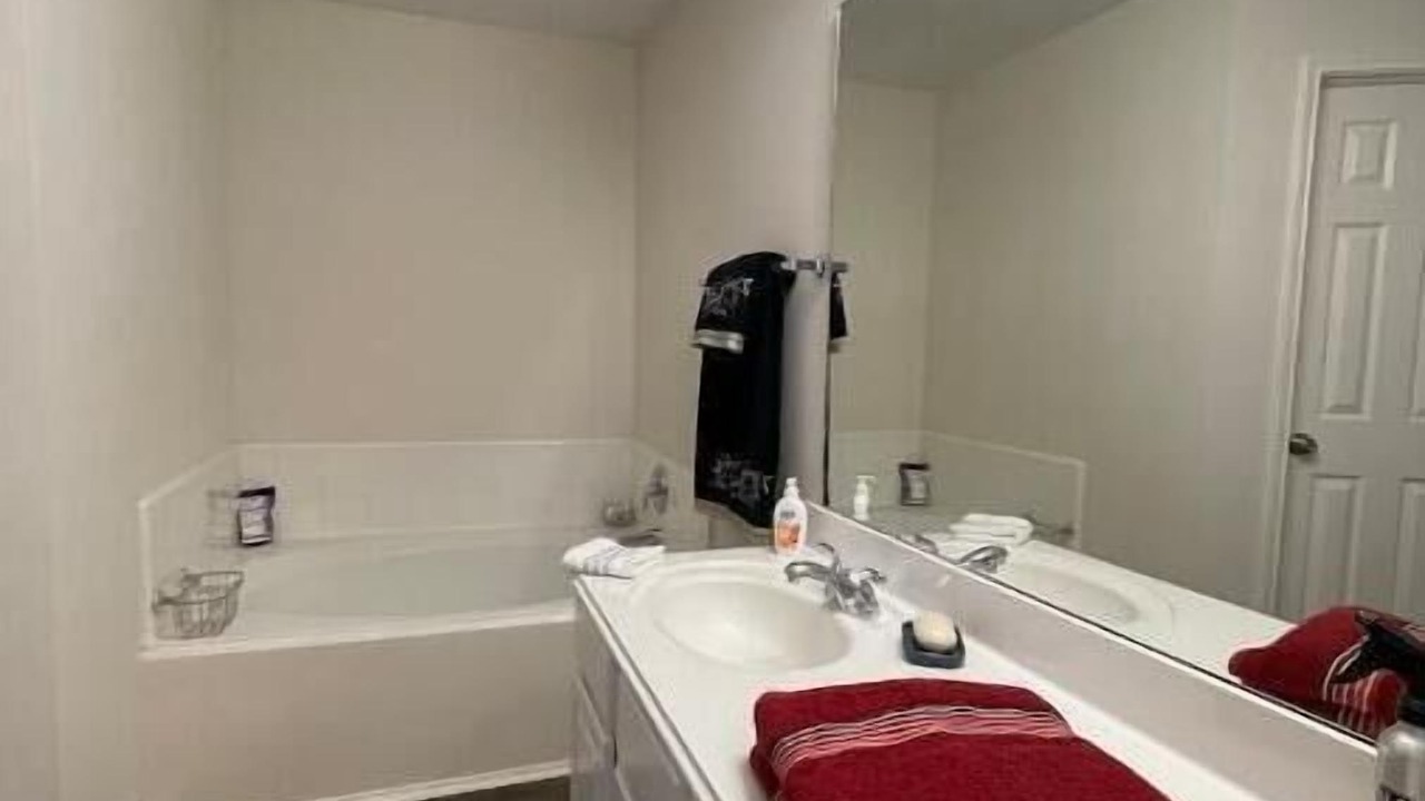 Photo of Bathroom in Humble