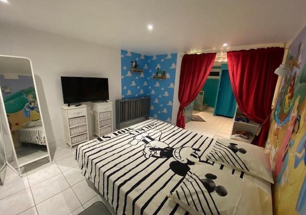 Photo of Bedroom in Guigneville-sur-Essonne