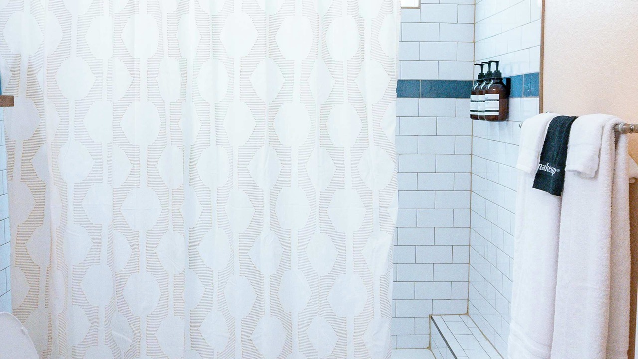 Photo of Others in Pleasant Street