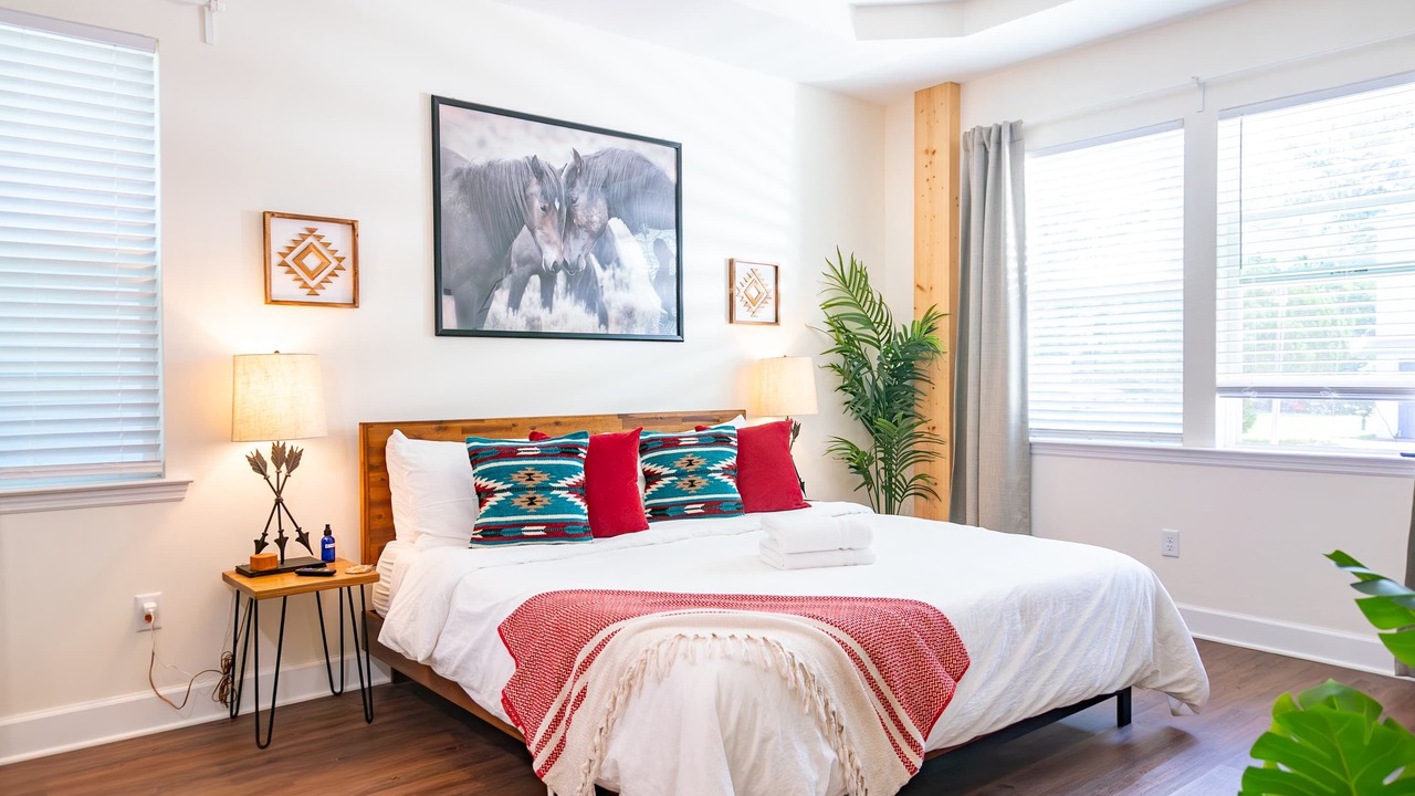 Photo of Others in Pleasant Street