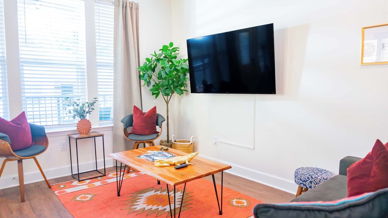 Photo of Others in Pleasant Street