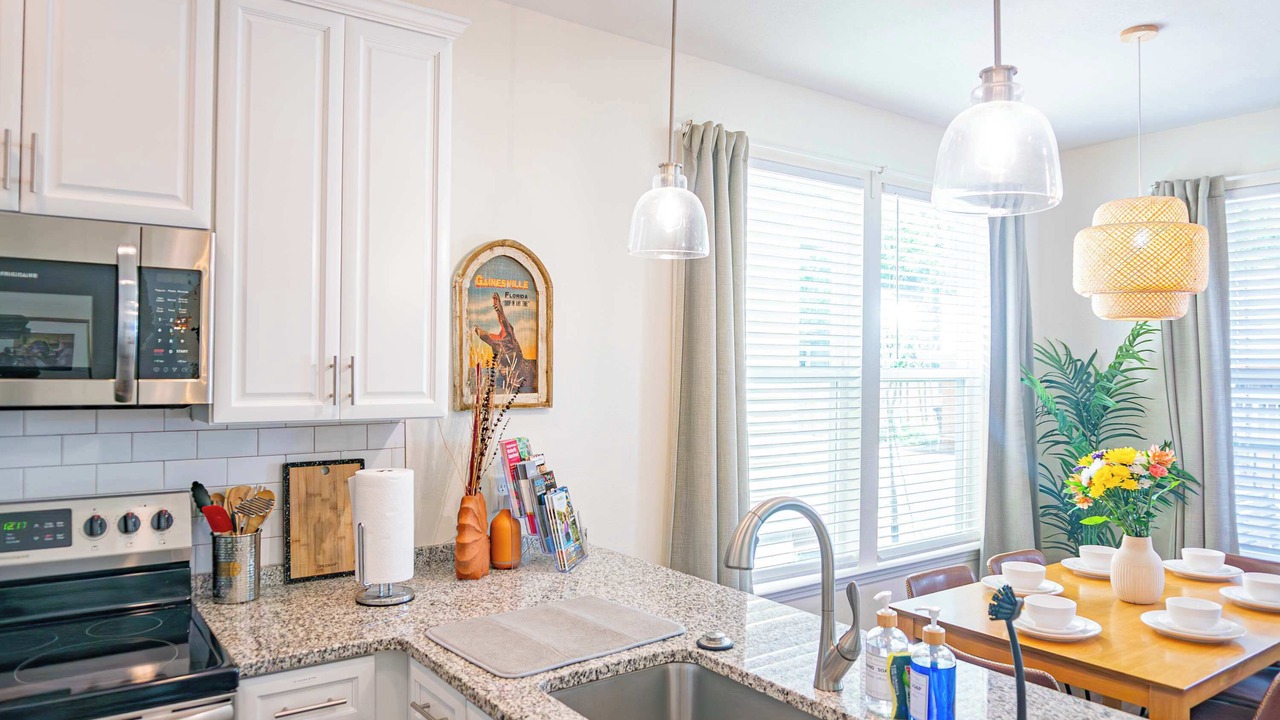 Photo of Others in Pleasant Street