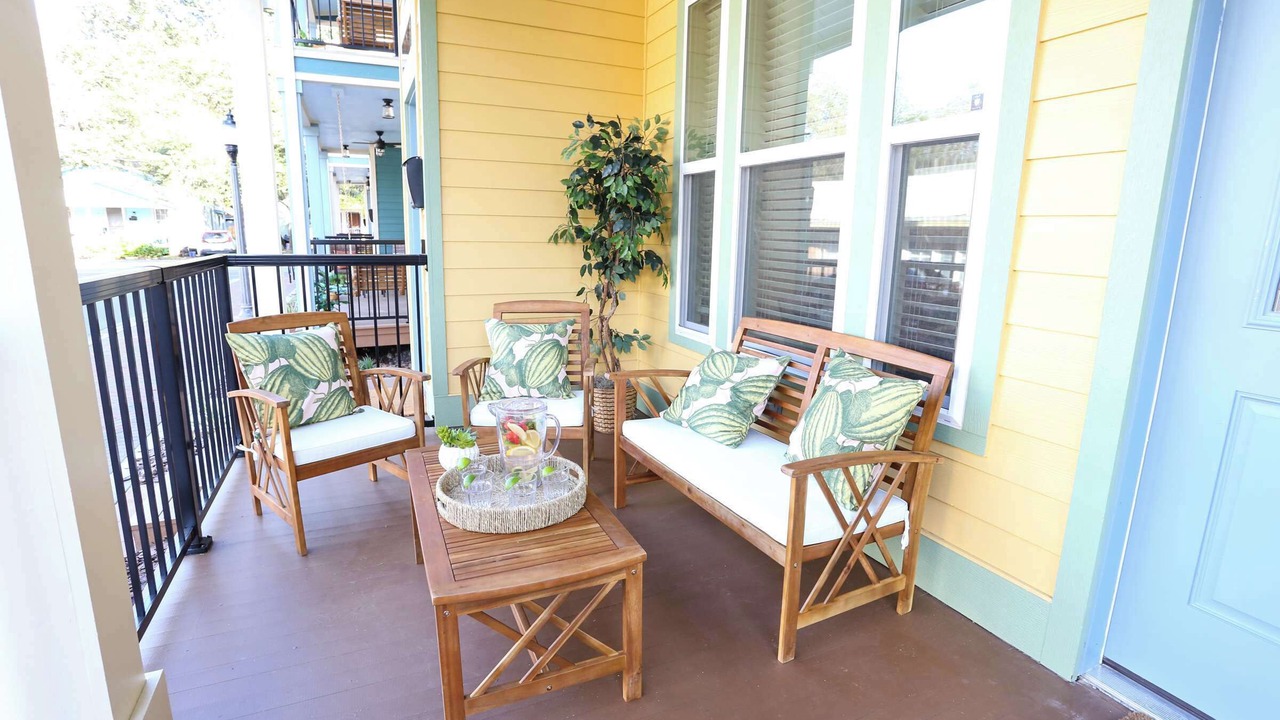 Photo of Outdoor in Pleasant Street