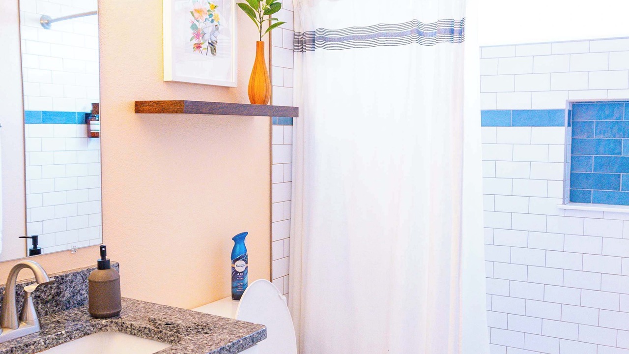 Photo of Bathroom in Pleasant Street