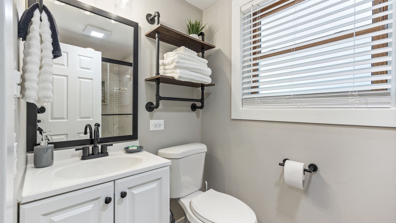 Photo of Bathroom in Wasco