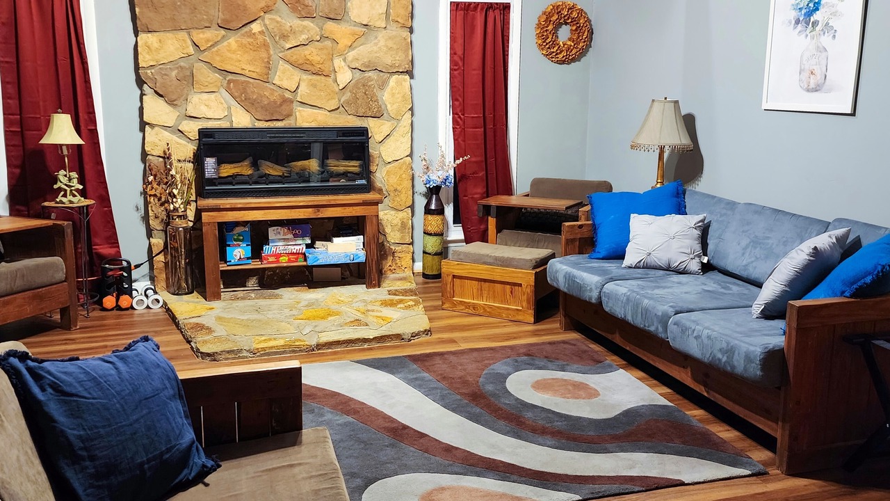 Photo of Livingroom in North Chesterfield