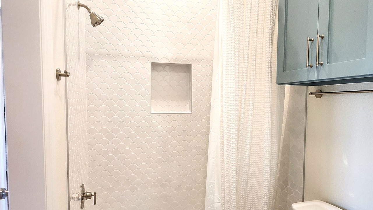 Photo of Bathroom in Red Fish Cove