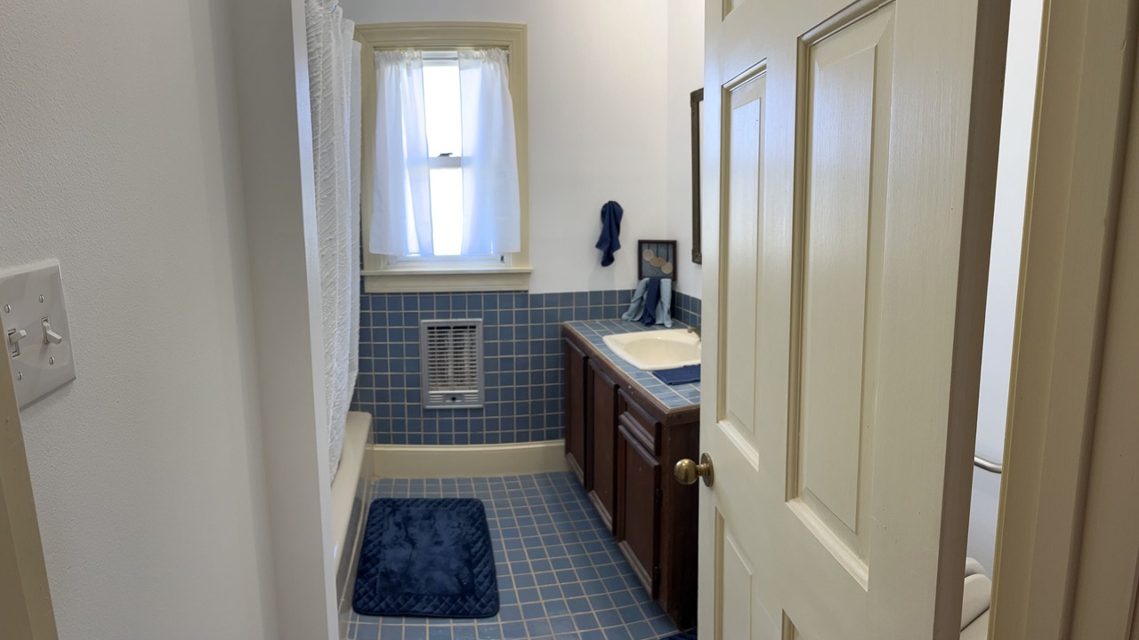 Photo of Bathroom in Bourg