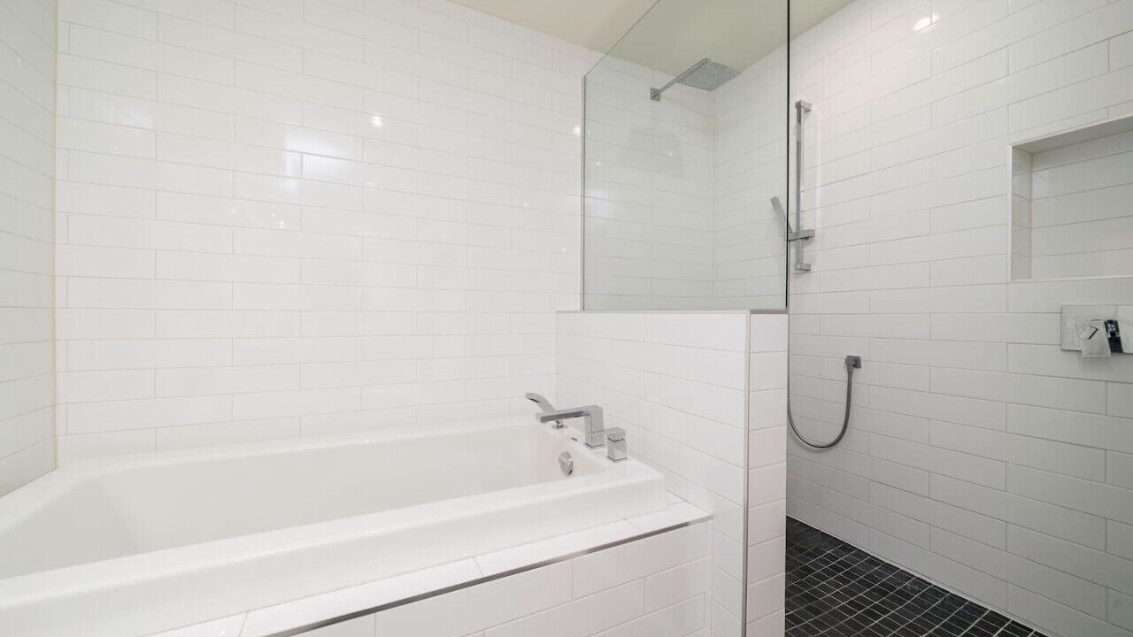 Photo of Bathroom in Saint-Roch