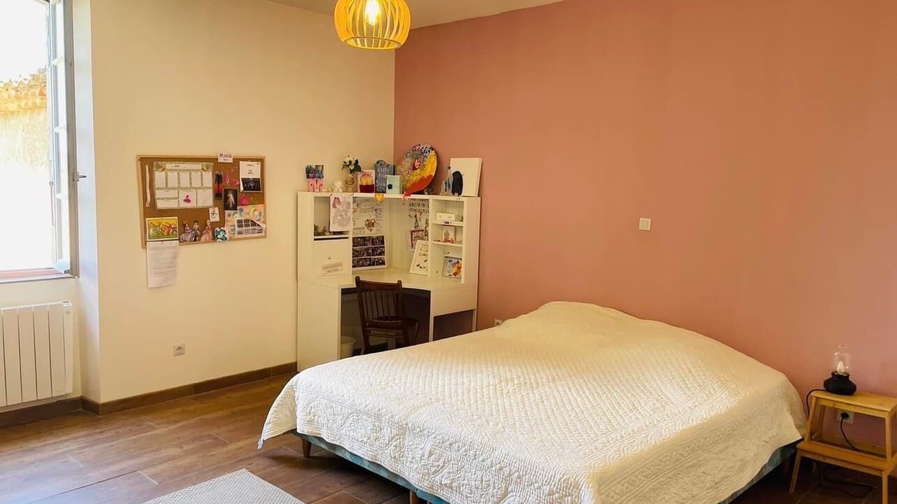 Photo of Bedroom in Cruzy
