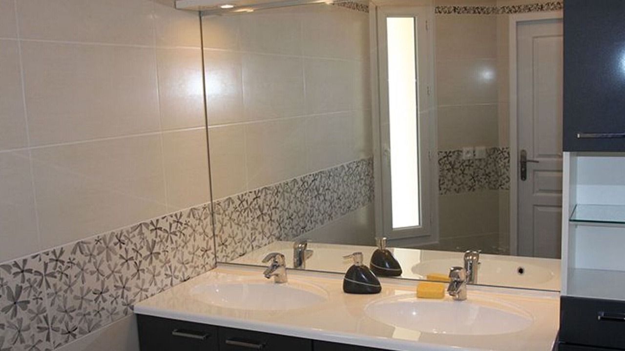 Photo of Bathroom in Mignieres