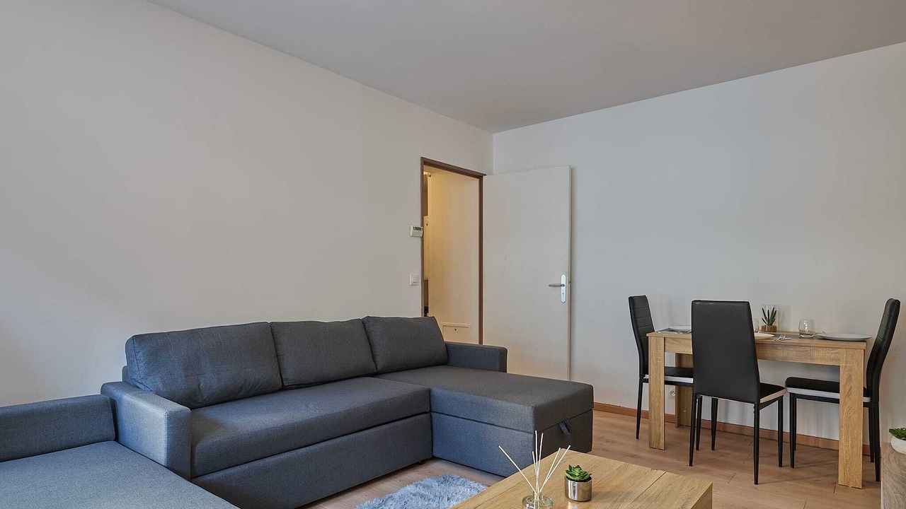 Photo of Livingroom in 19th Arrondissement