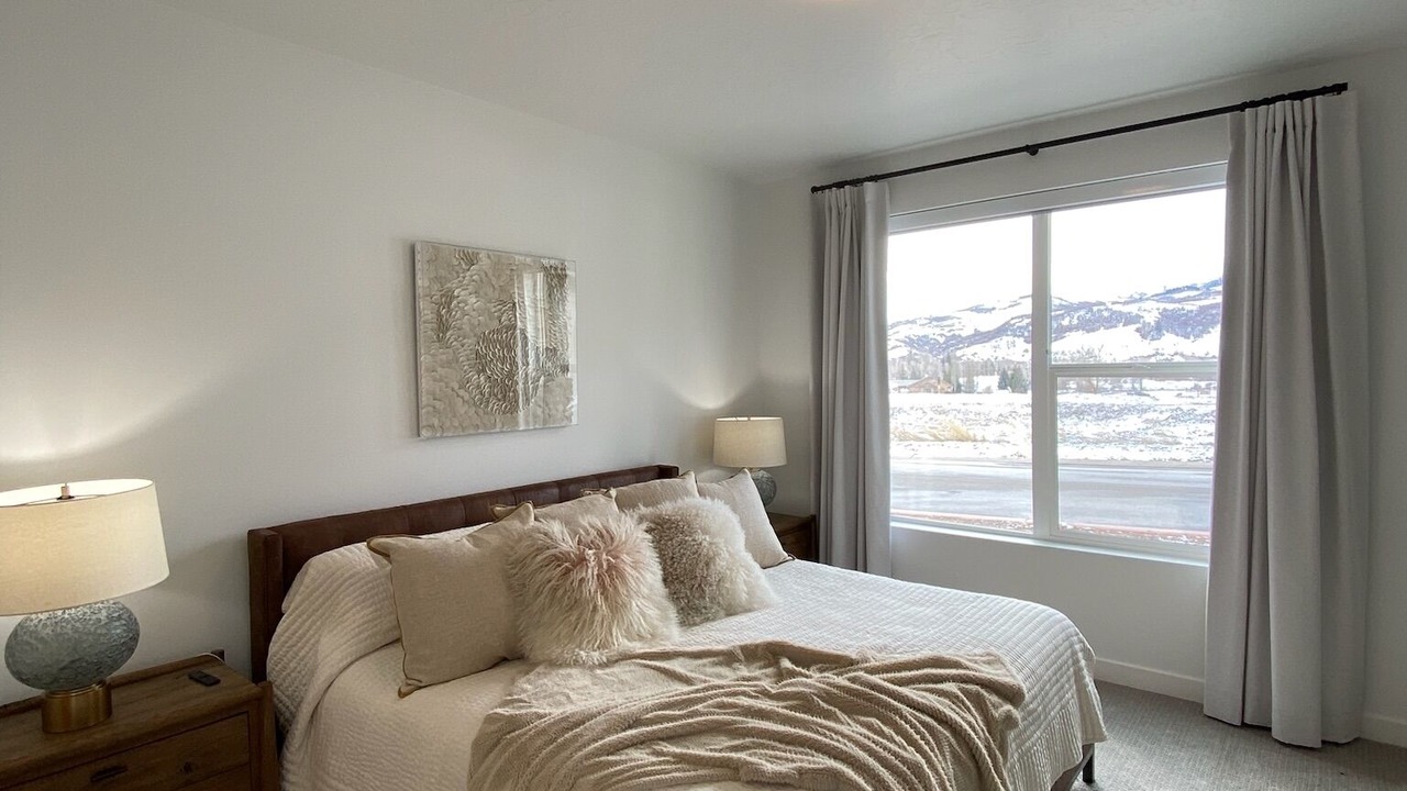 Photo of Bedroom in Mountain Green