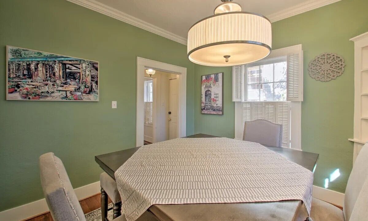 Photo of Livingroom in Hot Springs