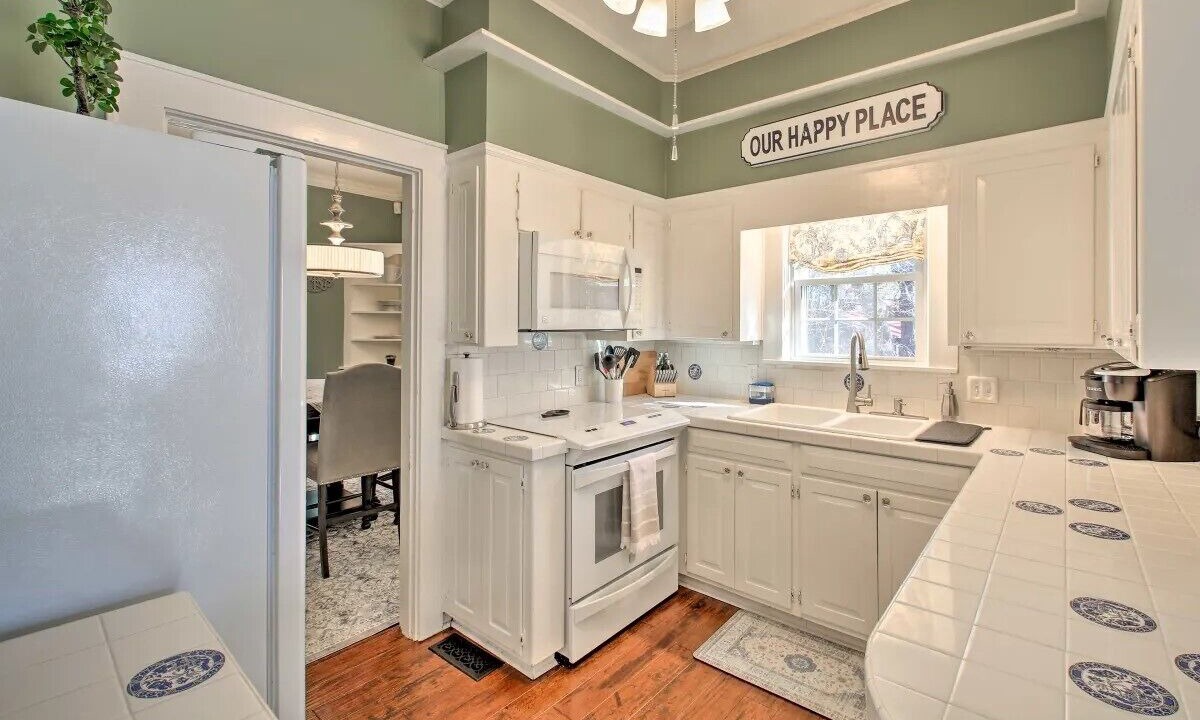 Photo of Kitchen in Hot Springs