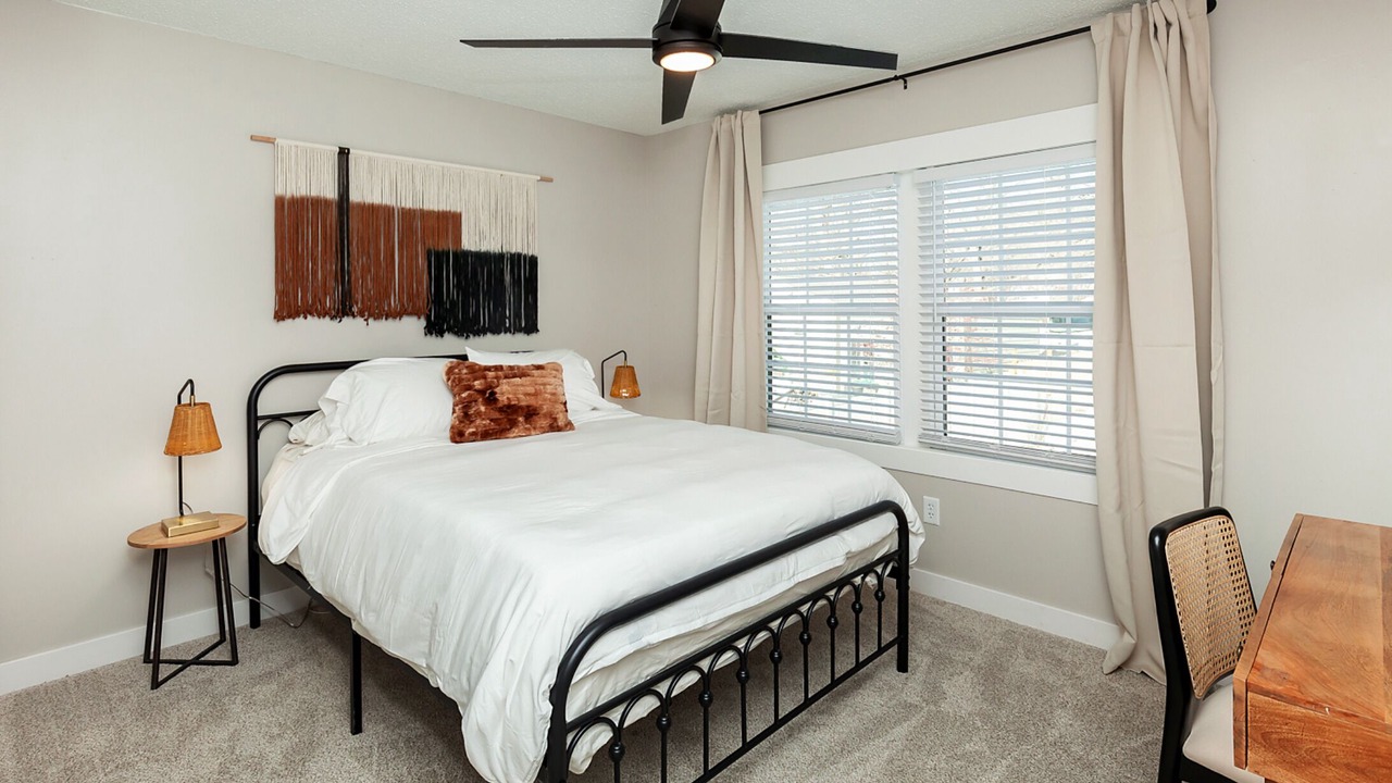 Photo of Bedroom in Des Moines