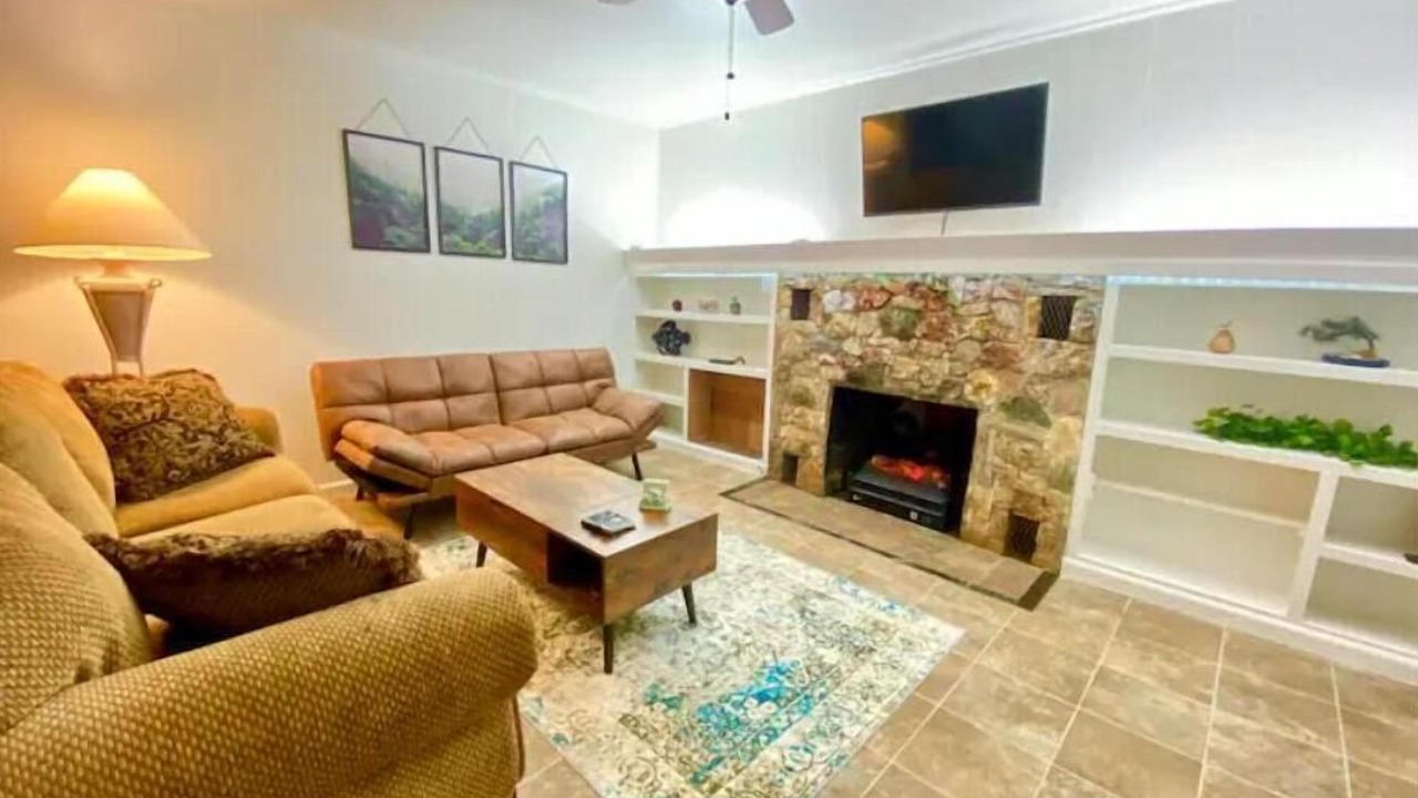 Photo of Livingroom in Grass Valley
