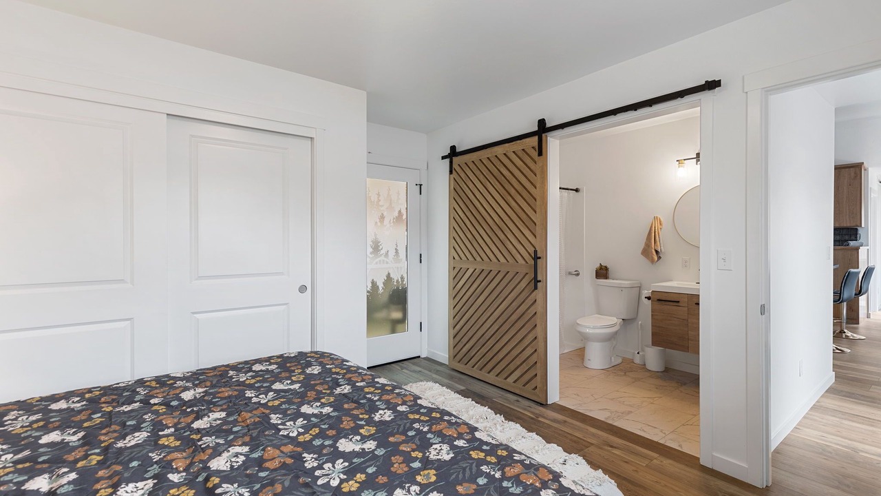 Photo of Bedroom in Grants Pass