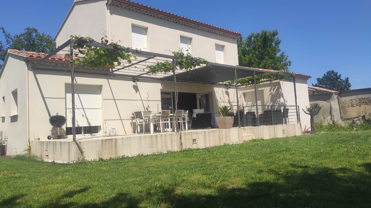 Photo of Outdoor in Serignan-du-Comtat