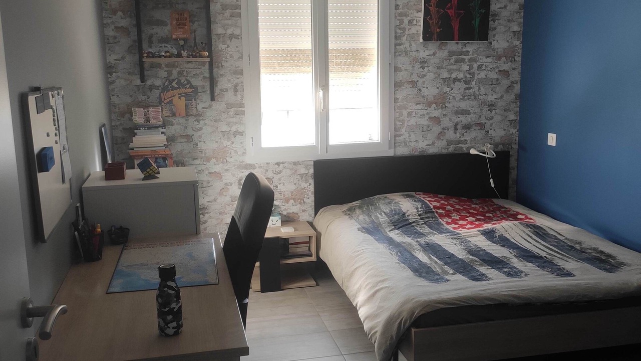 Photo of Bedroom in Serignan-du-Comtat