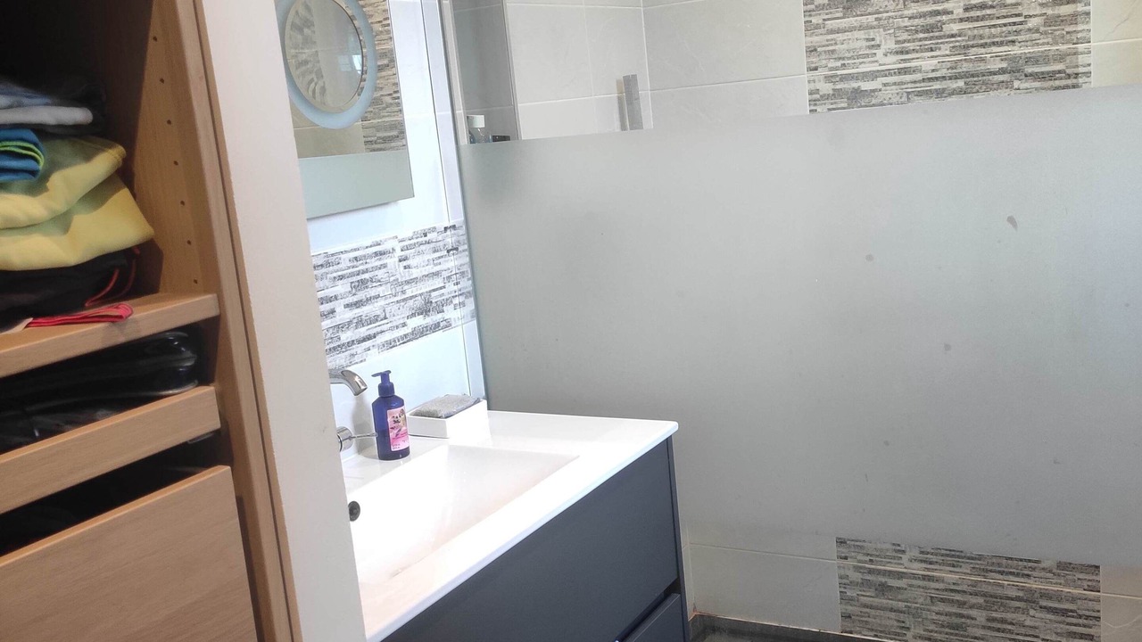 Photo of Bathroom in Serignan-du-Comtat