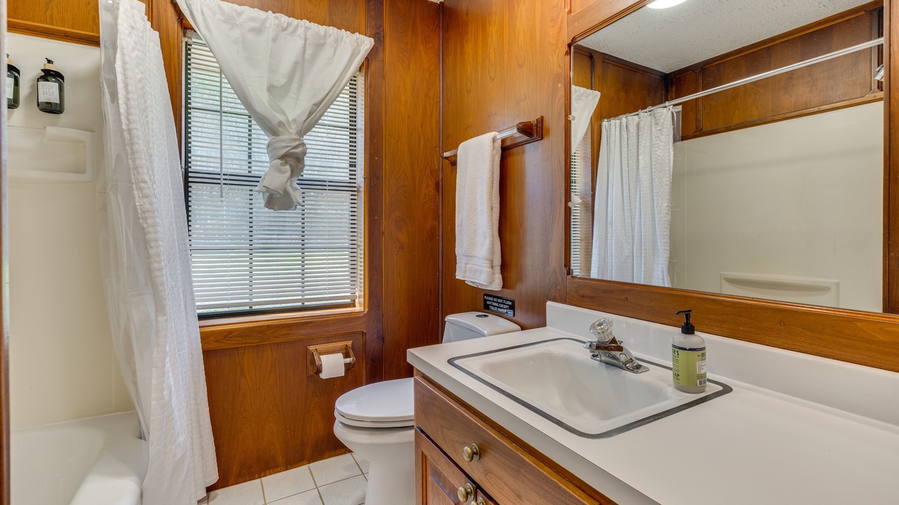 Photo of Bathroom in West Oak Hill