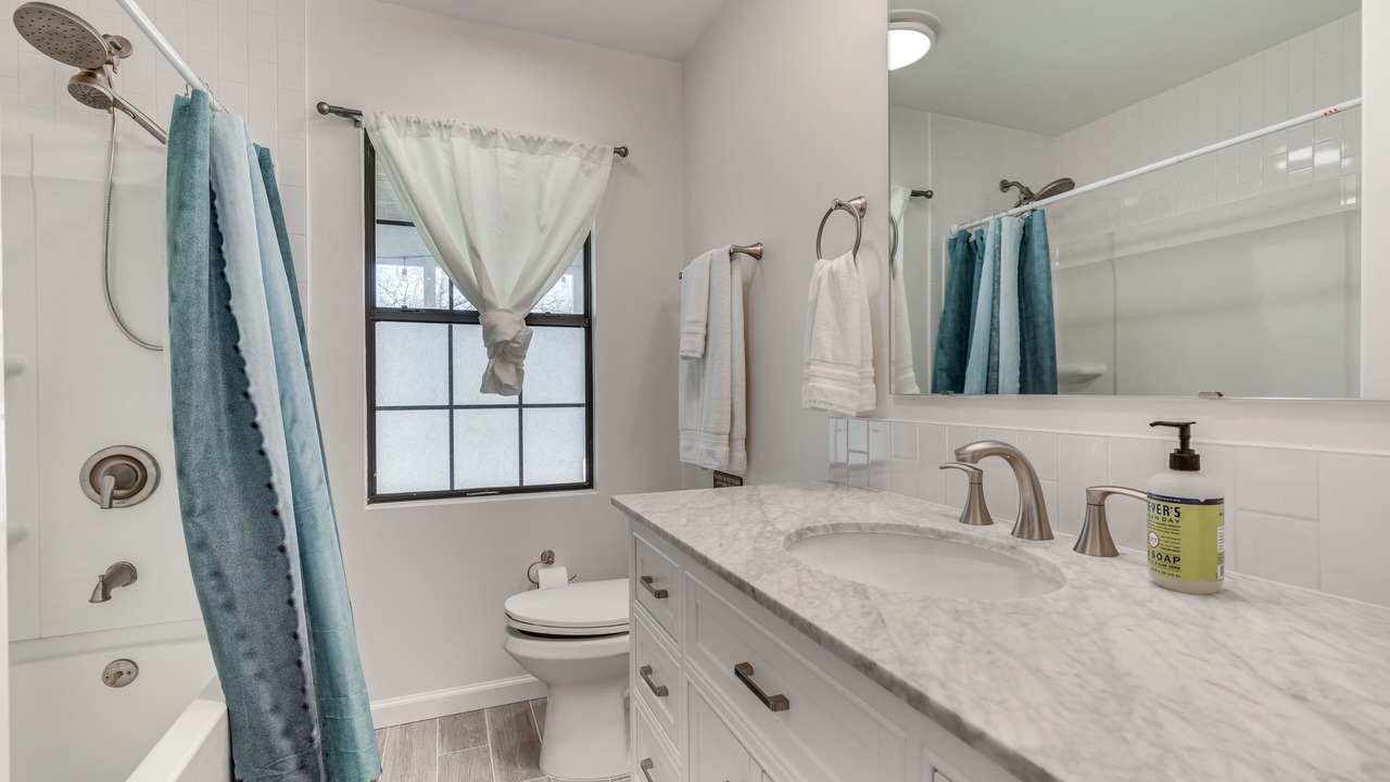 Photo of Bathroom in West Oak Hill