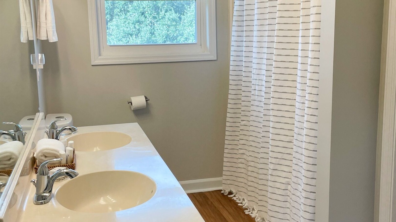 Photo of Bathroom in Edisto Island