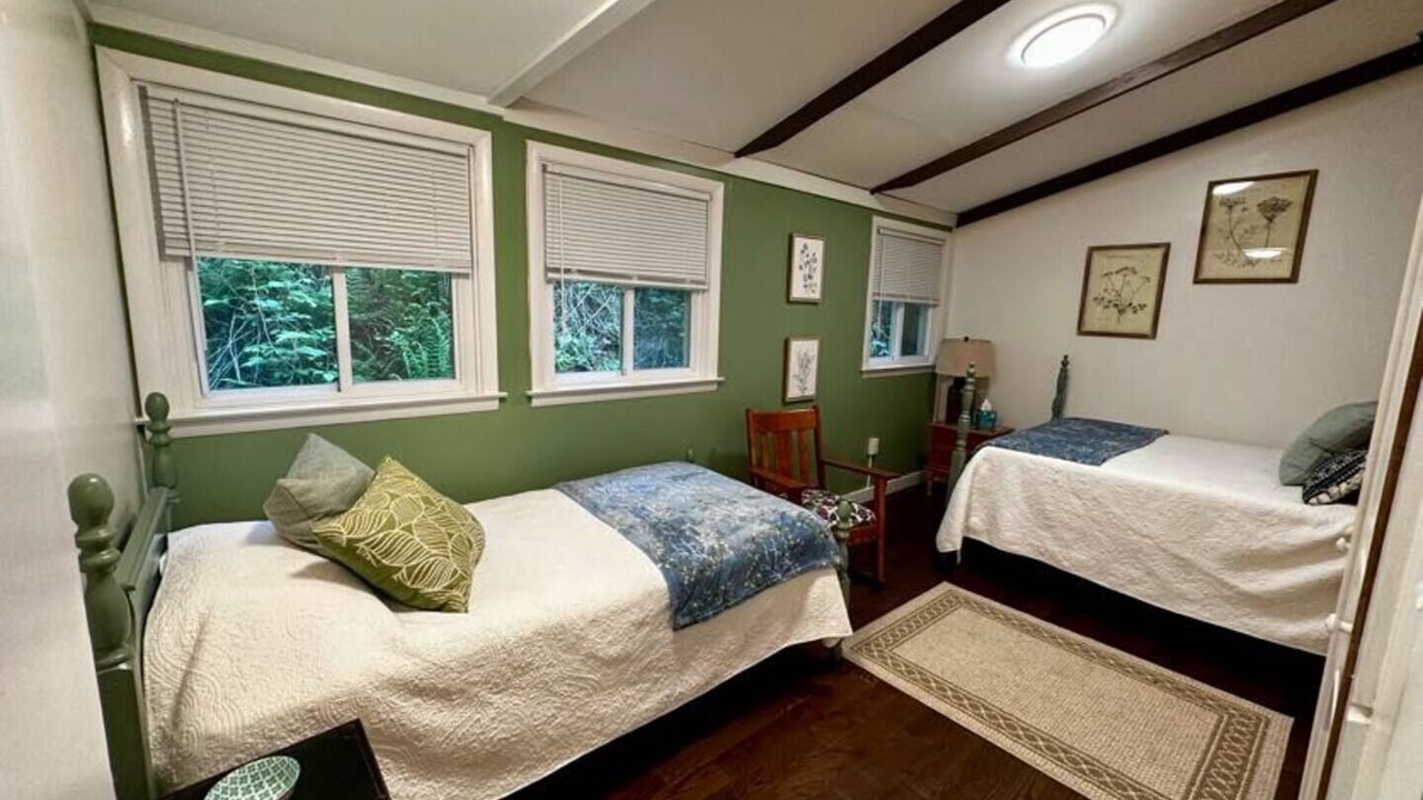 Photo of Bedroom in Delta