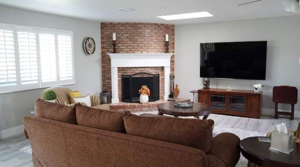 Photo of Livingroom in Biggs Field