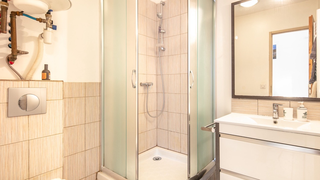 Photo of Bathroom in Meylan